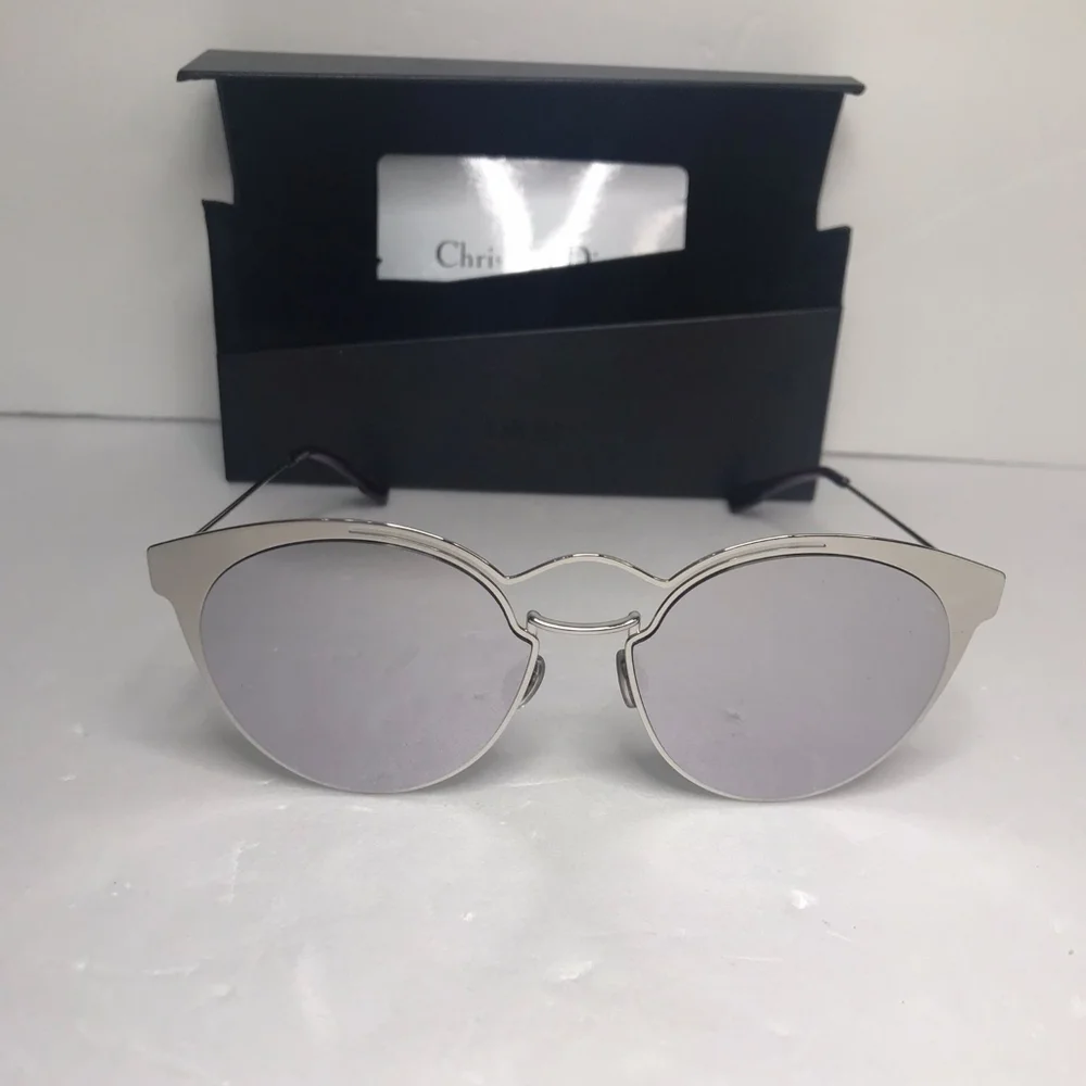 New- 💯 Original Dior Mirrored Nebula Sunglasses (SHF-18210) - Picture 7 of 17